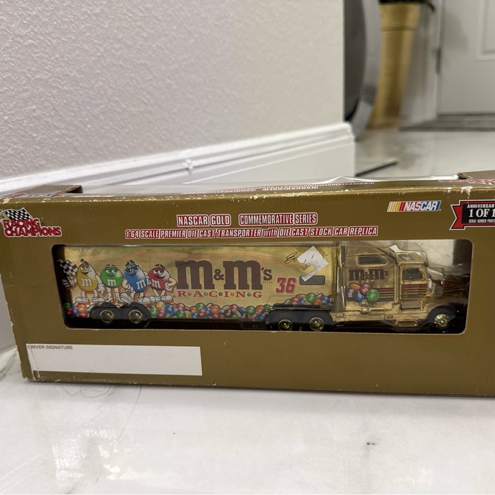 Gold plated Likited edition Nascar Racing Champions M&M's Gold Truck - Picture 6 of 8